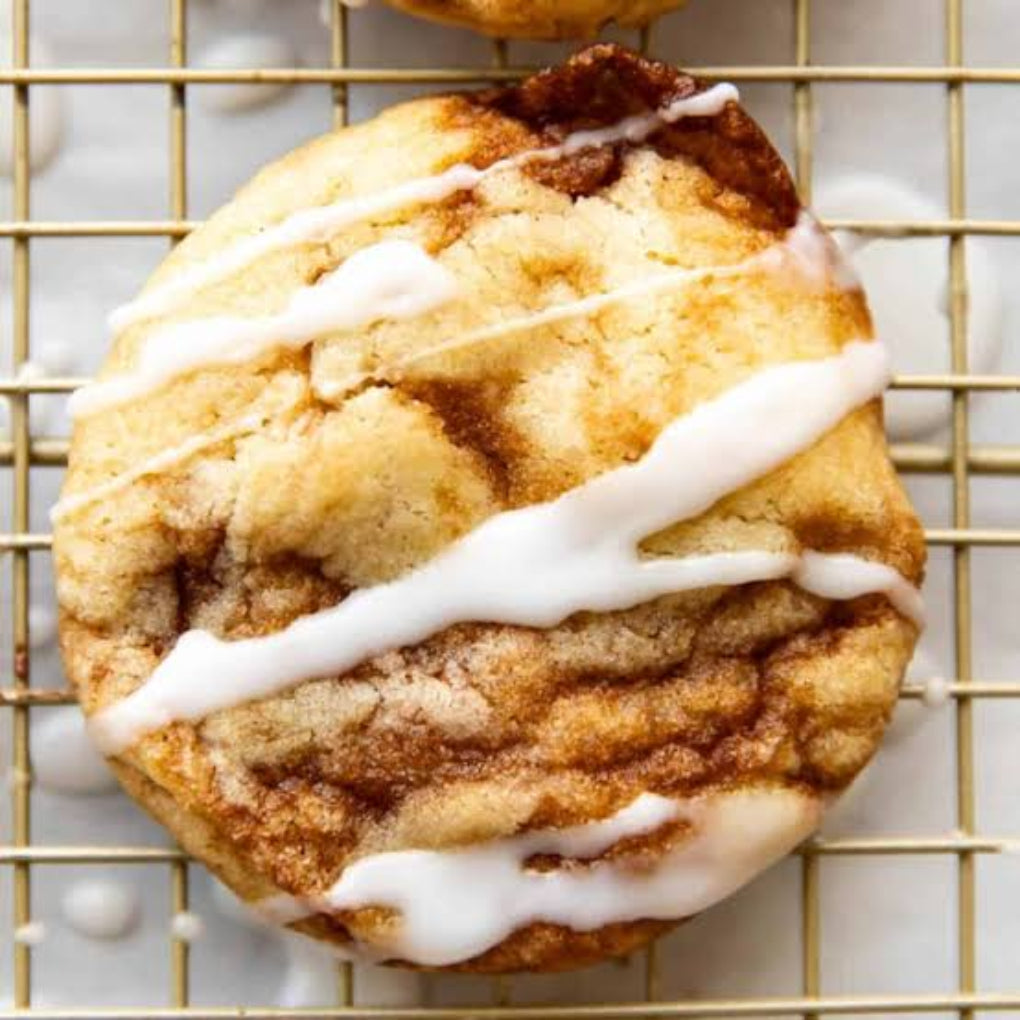 CRAVE COOKIE: Frosted Cinnamon Swirl Cookie