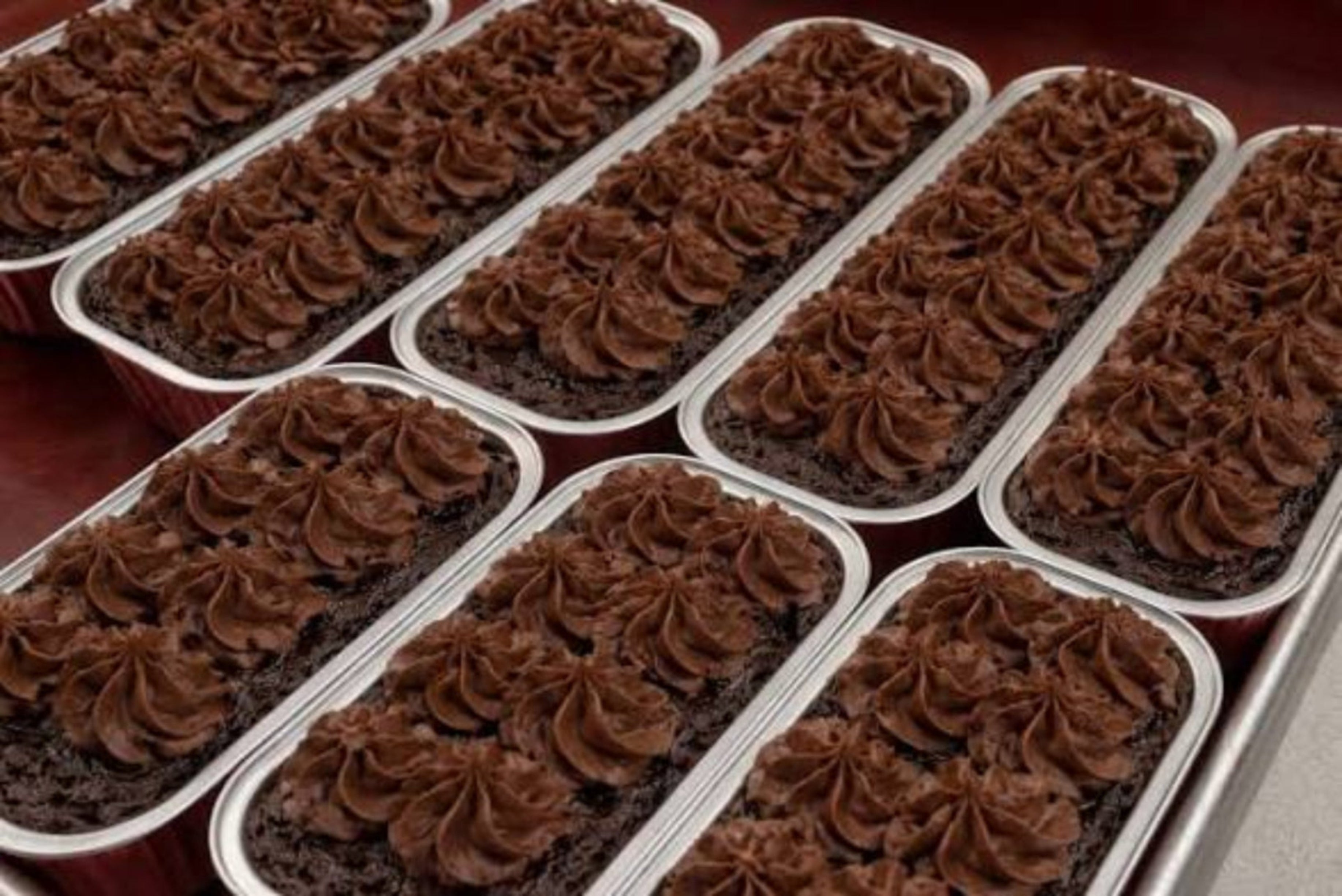 CRAVE MINI: Double Chocolate Cookie Crunch